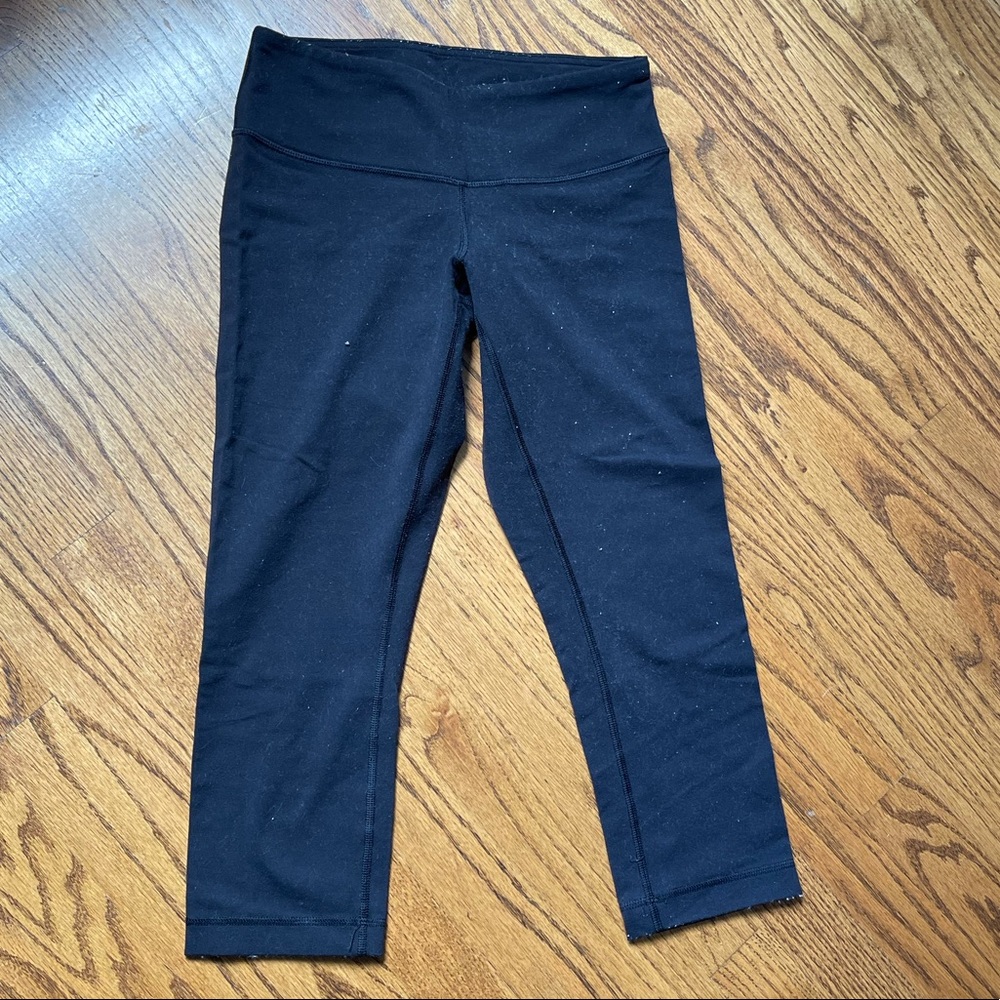 Lululemon Cropped Pants size 6